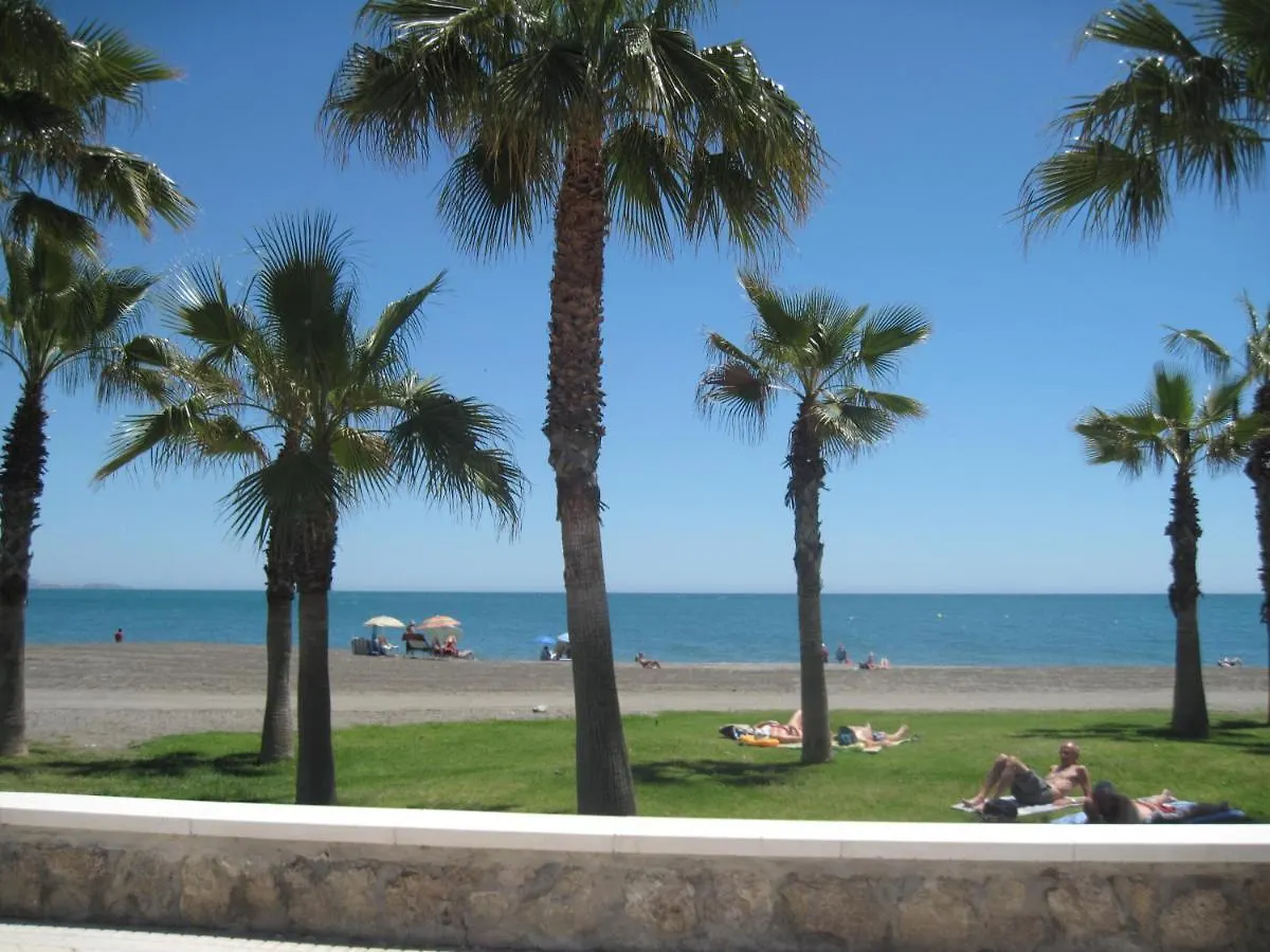 Deluxe Palace - Alojamientos La Torre Torre Del Mar