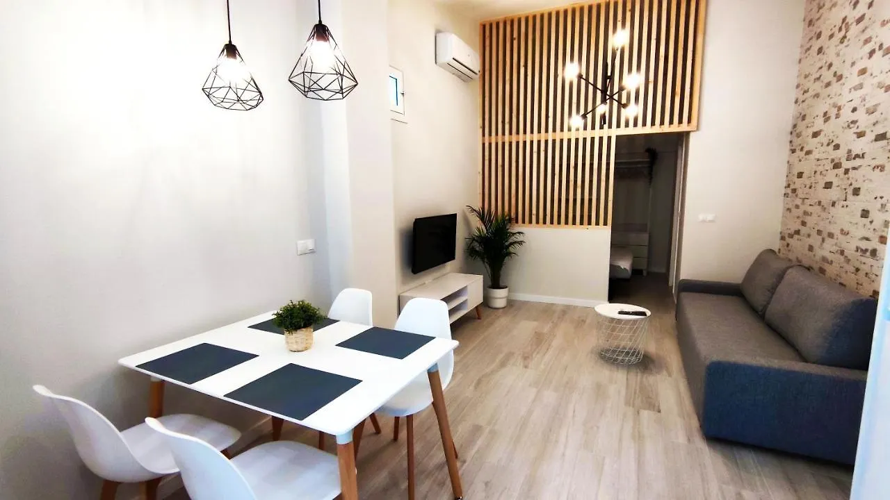 DELUXE Primera Línea de Playa! Torre Del Mar